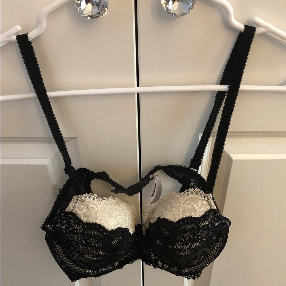 Brand New Lace Underwire Bra with Ivory Contrast